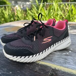 Skechers Women’s 11 Swift Fit Edgeride Sneakers Black Comfort 970